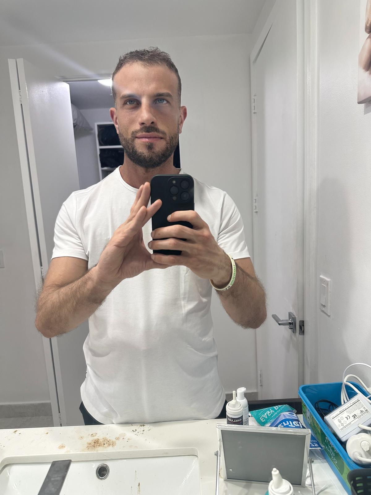 Wingman AI Dating Assistant